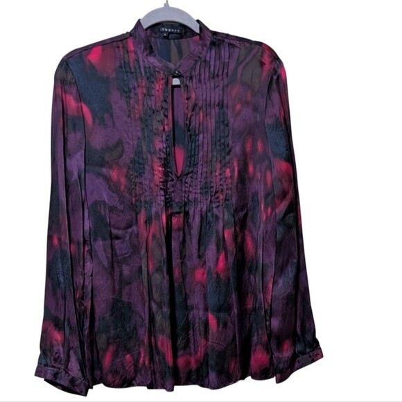 Theory Bianca Vague silk Pintuck keyhole abstract blouse size Large watercolor - Picture 10 of 10